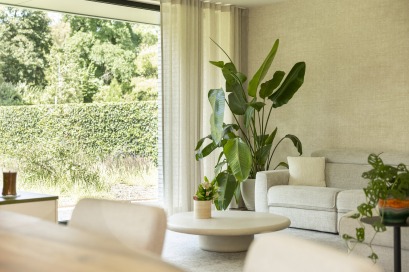 Detail leefruimte modern warme interieursstijl