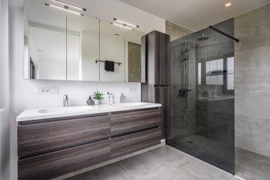Moderne badkamer in Wakken 